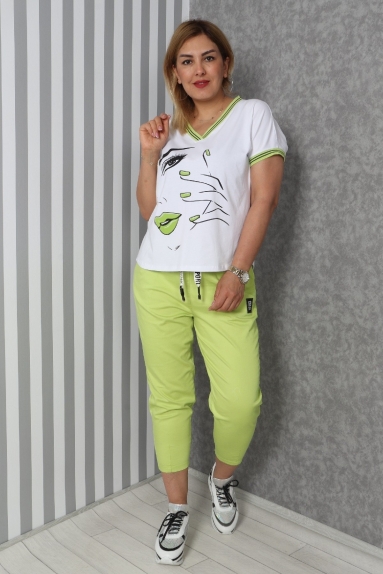 Face printed striped elbow- long sleeve suit with pocketed trousers